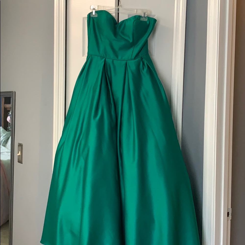 Prom dress